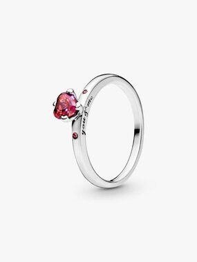Pandora Sparkling Red Heart Ring